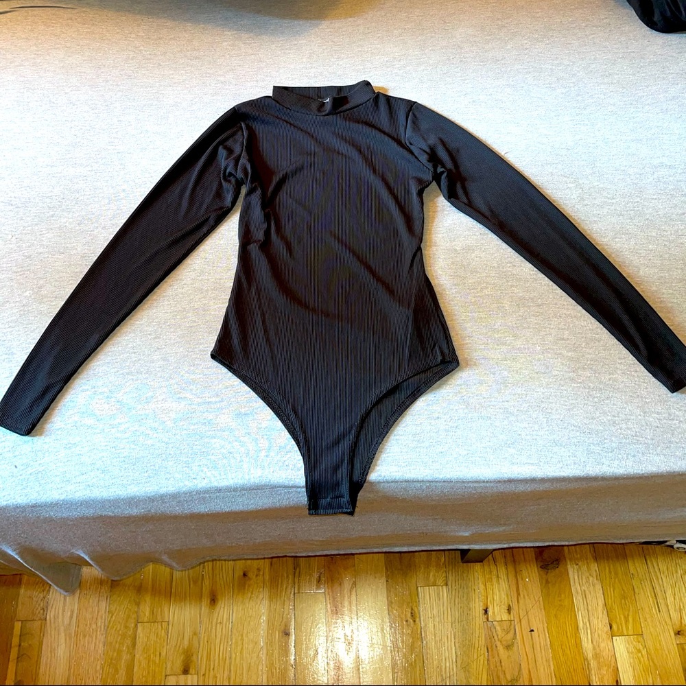 Ribbed Turtle Neck Open Back BodySuit